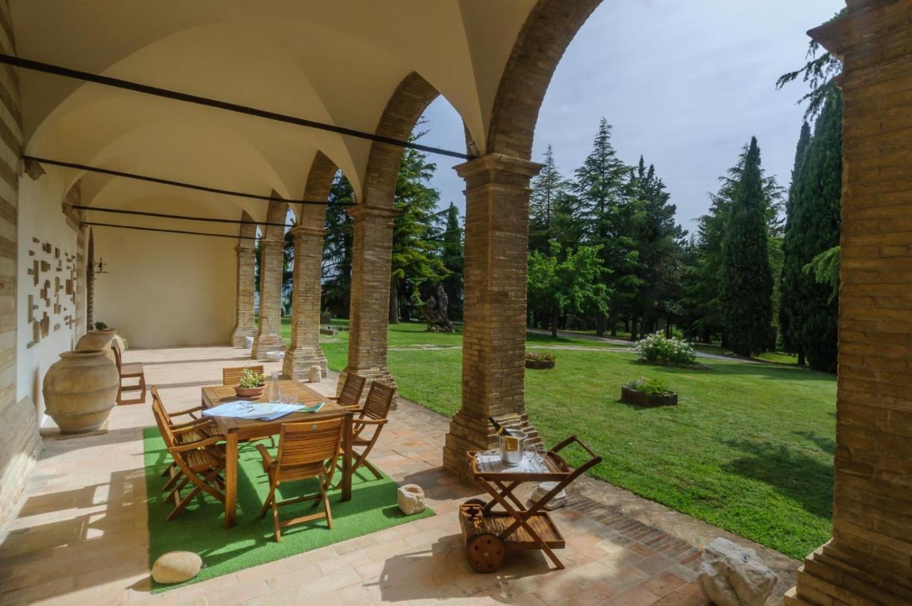 Convento Di San Francesco Mondaino Bed & Breakfast Exterior photo