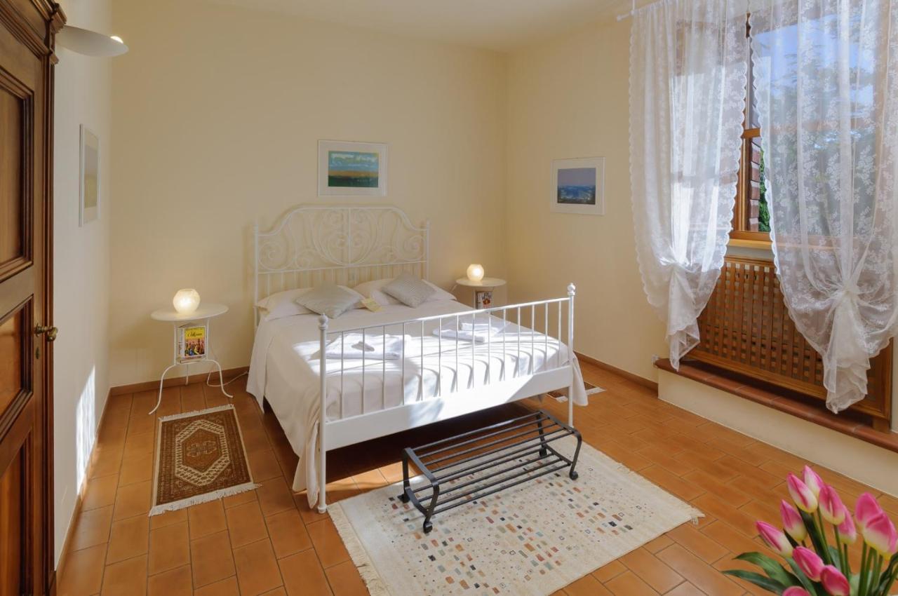 Convento Di San Francesco Mondaino Bed & Breakfast Room photo