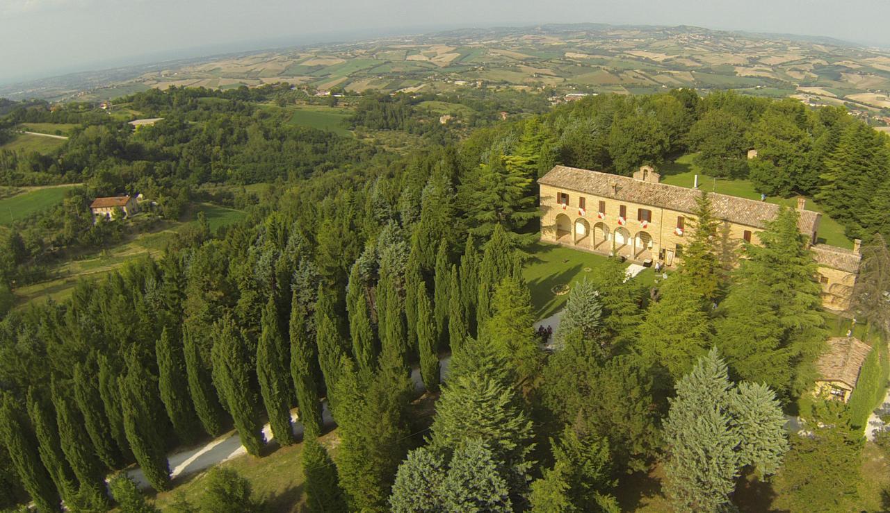 Convento Di San Francesco Mondaino Bed & Breakfast Exterior photo
